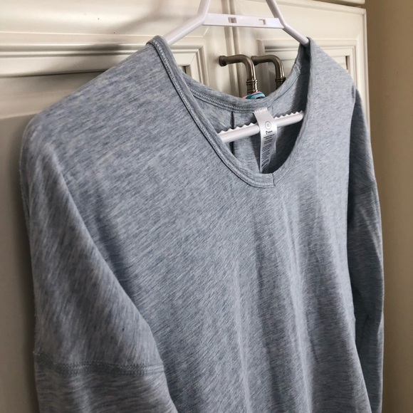 Ivivva girl’s super soft girl’s long sleeve shirt - Picture 4 of 10